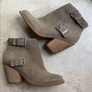 LUCKY BRAND Emerlee Leather Buckle Booties